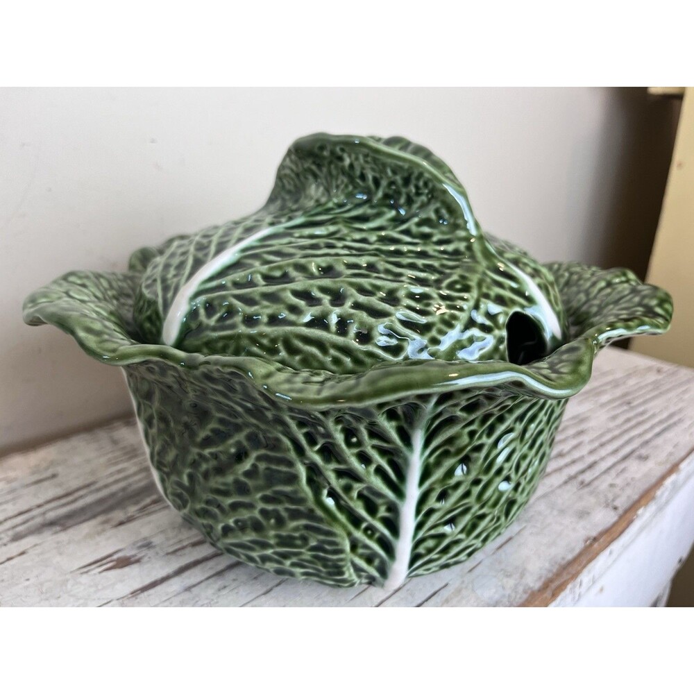 Vintage Majolica Portugal Cabbage Green Lidded Tureen 10.5” x 8” READ